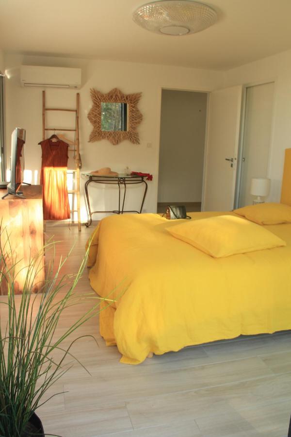 Villa Macalia Pietrosella Esterno foto