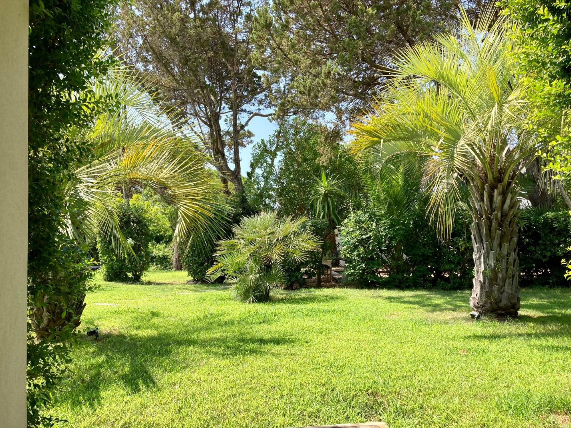Villa Macalia Pietrosella Esterno foto
